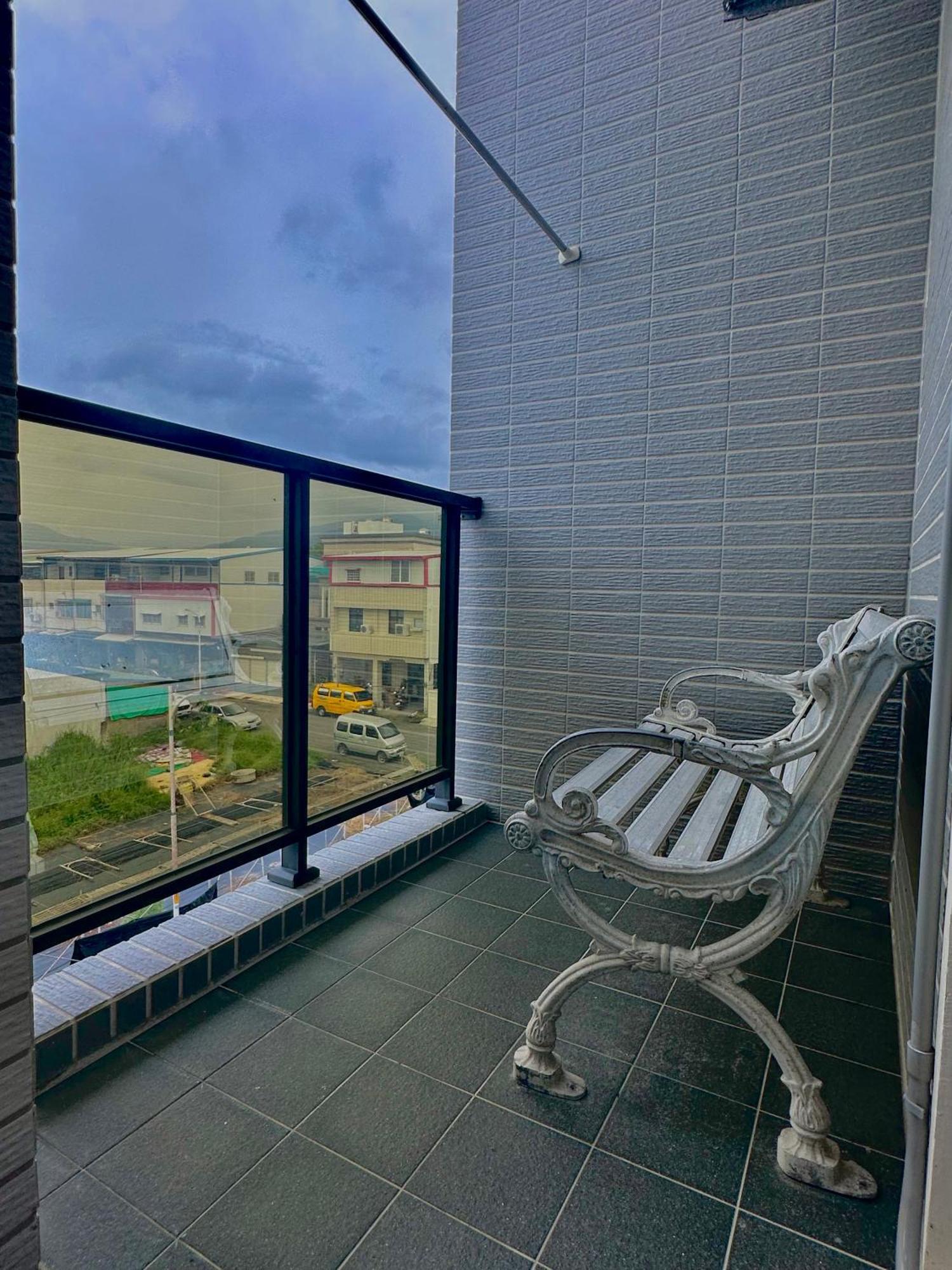 Fengru B&B Taitung Bagian luar foto